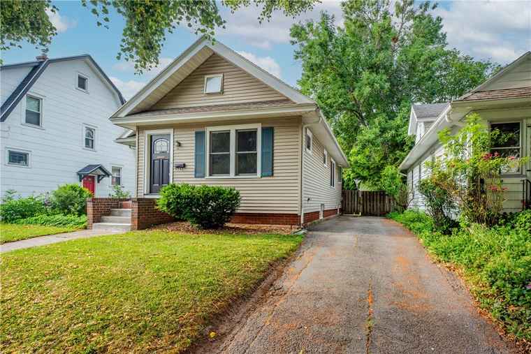 Photo of 83 Raleigh St Rochester, NY 14620