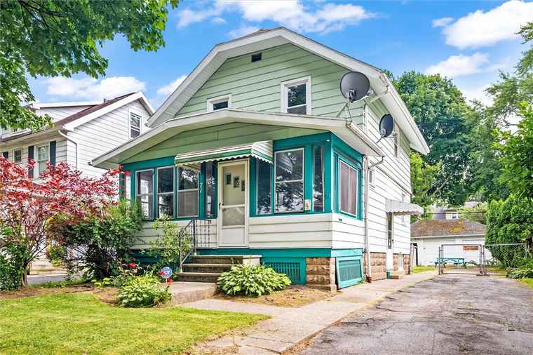 Photo of 71 Willmont St Rochester, NY 14609