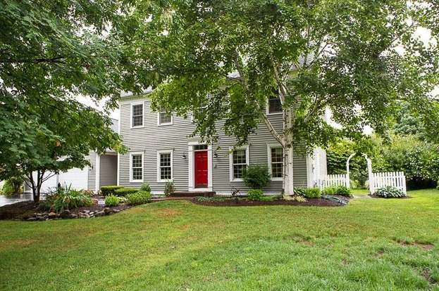 24 Valewood Run St Perinton Ny 14526 Mls R1139851 Redfin 24 Valewood Run St Perinton Ny 14526