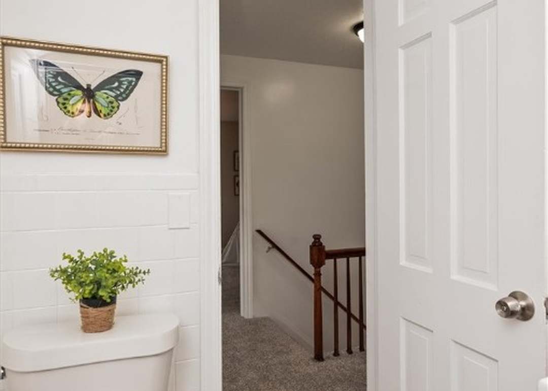 240 W Hickory St, East Rochester, NY 14445
