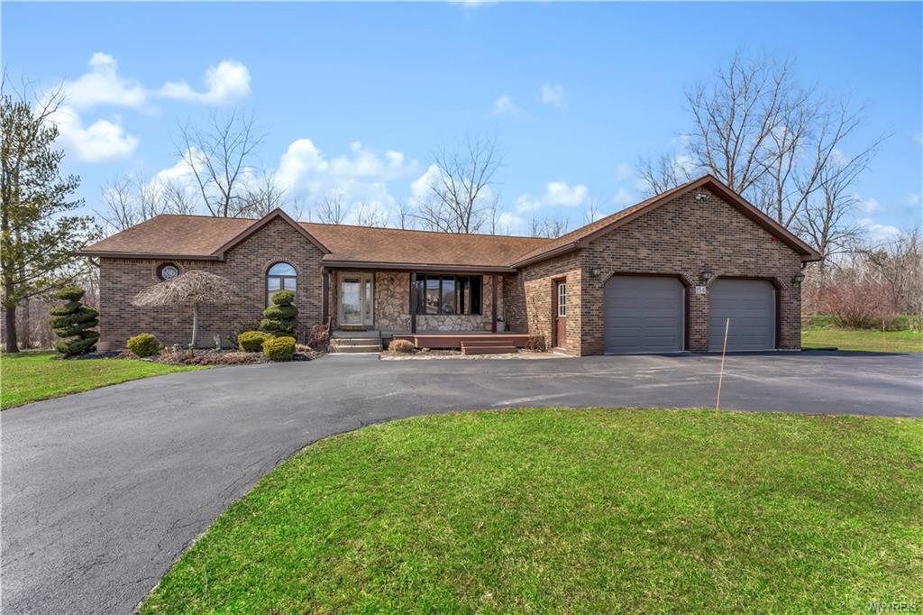154 Pavement Rd, Lancaster, NY 14086 MLS B1461968 Redfin