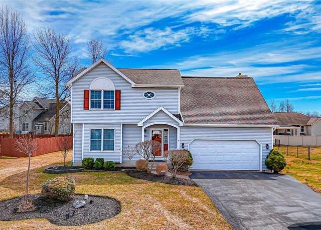 Property at 2654 Ferchen St, Wheatfield, NY 14304, 4 beds, 2.5 baths