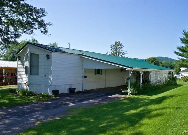 Property at 39 Green Valley Ests, Great Valley, NY 14741, 3 beds, 2 baths