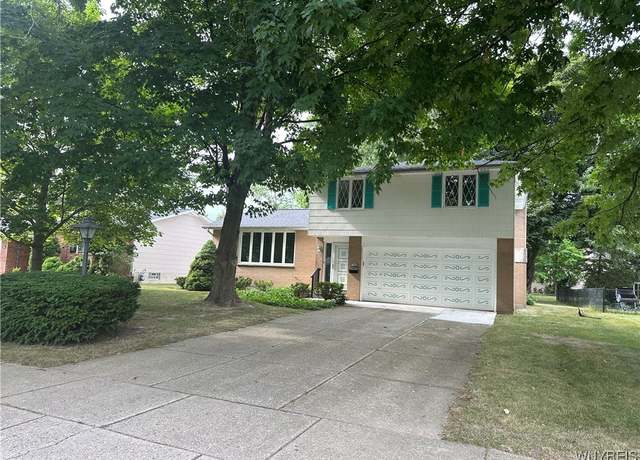 Property at 150 Jeffrey Dr, Amherst, NY 14228, 4 beds, 1.5 baths