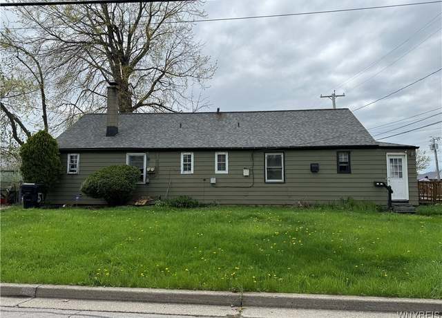 Property at 5 Twain Ct #3, Tonawanda-town, NY 14150, 3 beds, 2 baths