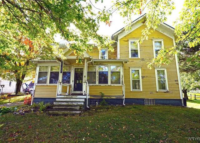 Property at 5195 Genesee Rd, North Collins, NY 14141, 4 beds, 2 baths