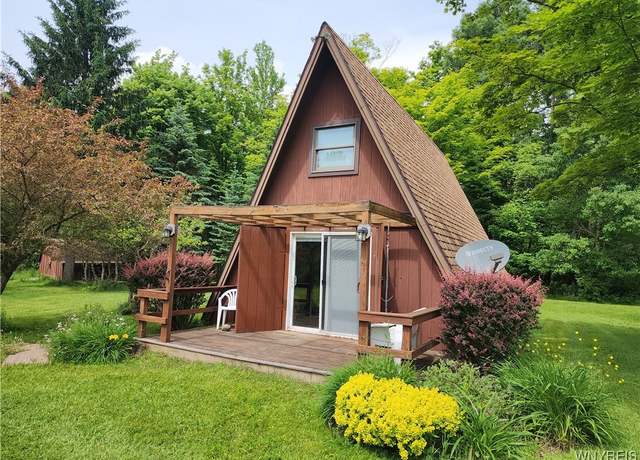 Property at 77 Fox Trl, Sheldon, NY 14167, 3 beds, 1 bath