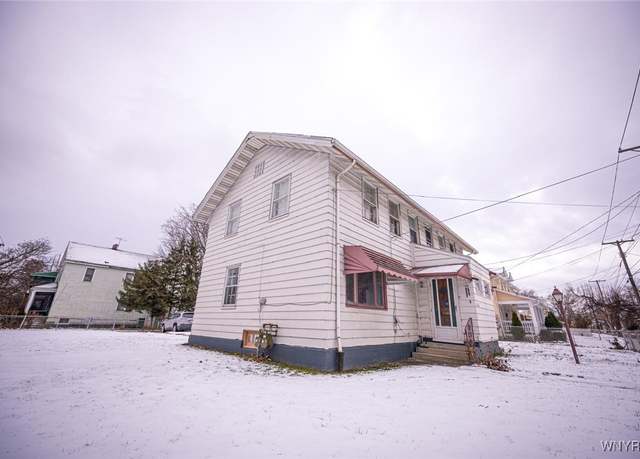 Property at 497-499 24th St, Niagara Falls, NY 14303, 6 beds, 2 baths