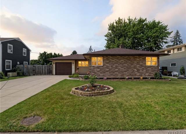 Property at 394 Evergreen Dr, Tonawanda, NY 14150, 3 beds, 2 baths