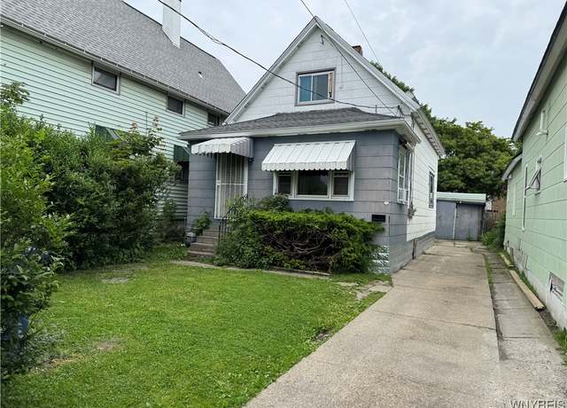 Property at 139 Weimar St, Buffalo, NY 14206, 3 beds, 1 bath