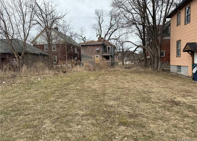 Property at 1928 Lockport St, Niagara Falls, NY 14305