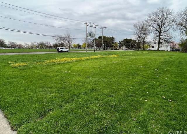 Property at 3303 Pine Ave, Niagara Falls, NY 14301
