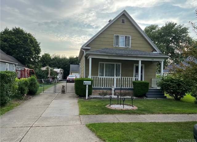 Property at 68 Garland Ave, Cheektowaga, NY 14206, 4 beds, 1 bath