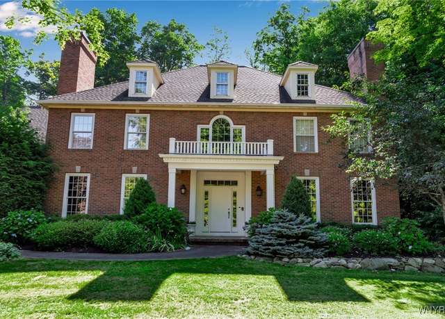 Property at 53 Hillsboro Dr, Orchard Park, NY 14127, 6 beds, 6.5 baths