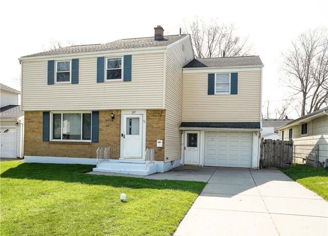 Property at 207 Brookside Dr, West Seneca, NY 14220, 4 beds, 2.5 baths