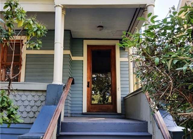 Property at 638 W Ferry Cir Unit W, Buffalo, NY 14222, 7 beds, 3 baths