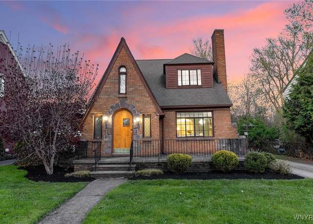 Property at 96 Amherstdale Rd, Amherst, NY 14226, 3 beds, 1.5 baths