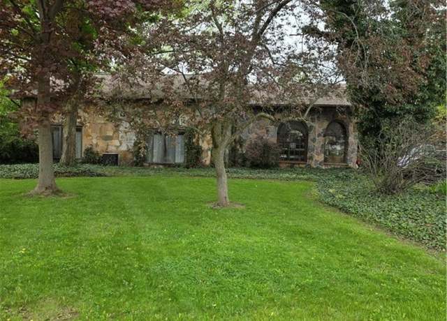 Property at 7132 Taylor Rd, Boston, NY 14075, 5 beds, 3 baths