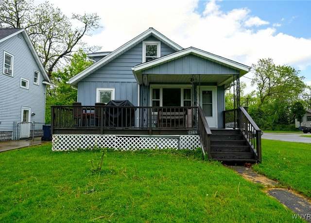 Property at 3564 Grafton Ave, Hamburg, NY 14219, 2 beds, 1.5 baths