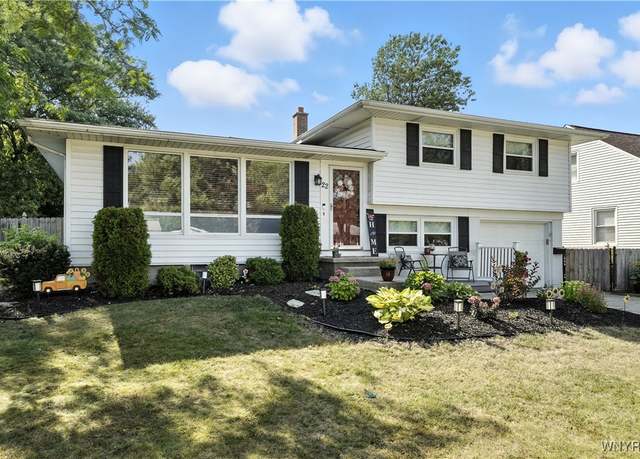 Property at 22 Westwood Dr, Tonawanda, NY 14150, 3 beds, 1.5 baths