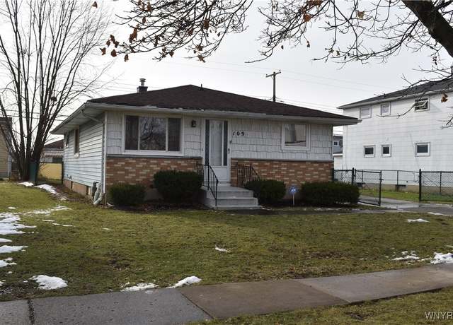 Property at 109 Poinciana Pkwy, Cheektowaga, NY 14225, 3 beds, 1 bath