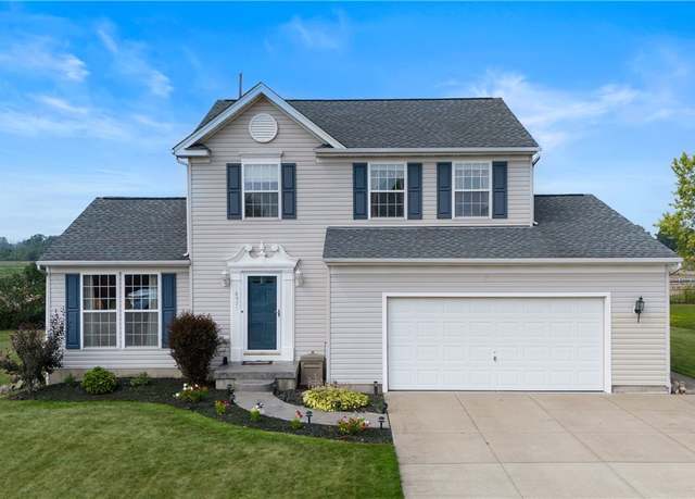 Property at 6571 Harvest Rdg, Lockport Town, NY 14094, 3 beds, 2.5 baths