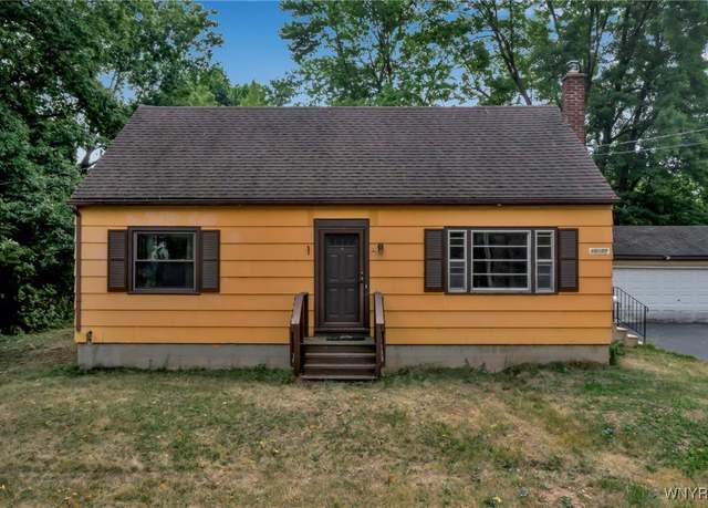 Property at 10121 Greiner Rd, Clarence, NY 14031, 2 beds, 1 bath