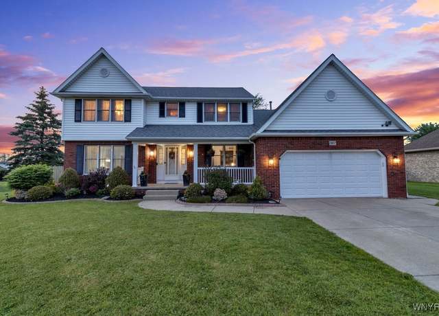 Property at 3187 Woodland Ct N, Wheatfield, NY 14120, 4 beds, 2.5 baths