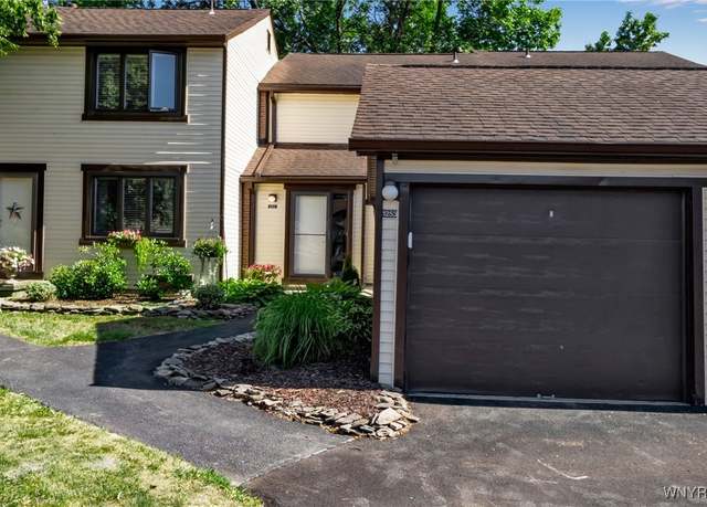 Property at 1253 Charlesgate Cir, Amherst, NY 14051, 2 beds, 1.5 baths