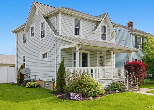 Property at 2902 Michigan Ave, Niagara Falls, NY 14305, 3 beds, 1.5 baths