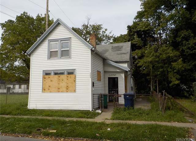Property at 598 High St, Buffalo, NY 14211, 3 beds, 1 bath