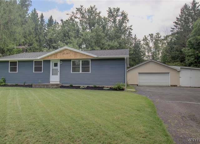 Property at 11395 Clinton St, Marilla, NY 14059, 3 beds, 1 bath