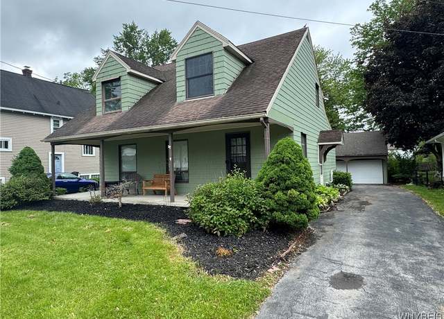 Property at 70 Iris Ave, West Seneca, NY 14224, 4 beds, 1.5 baths