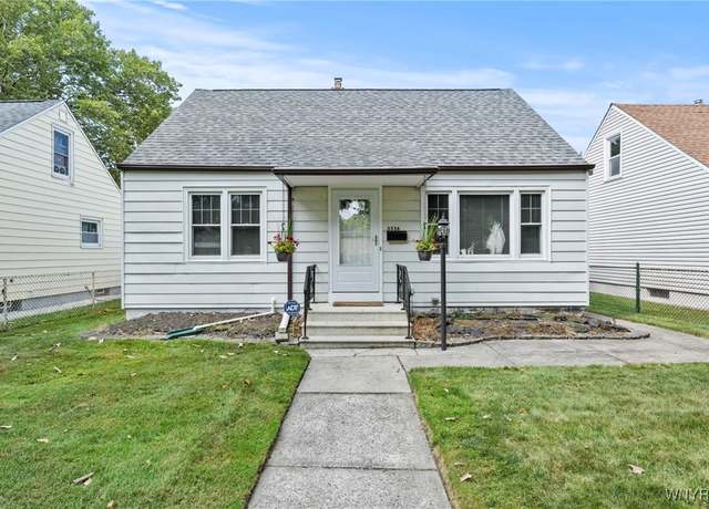 Property at 3336 C St, Niagara Falls, NY 14303, 4 beds, 2 baths