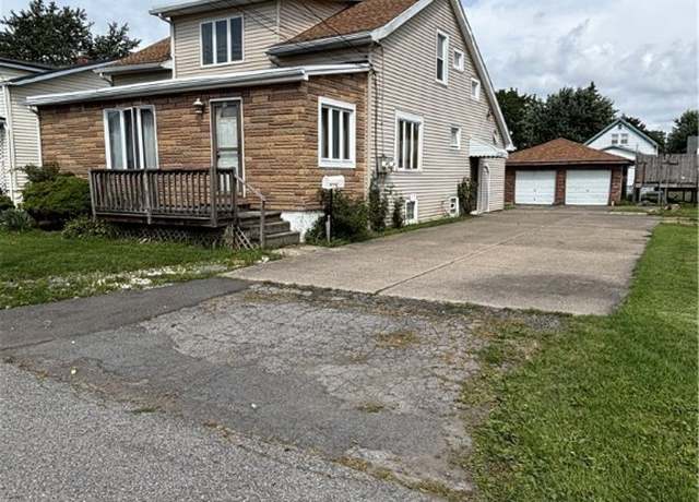 Property at 46 Paxford Pl, West Seneca, NY 14224, 4 beds, 2 baths