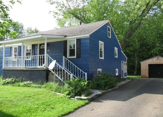 Property at 2568 Sunset Dr, Eden, NY 14057, 3 beds, 1 bath