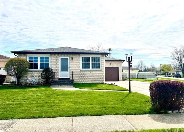 Property at 1 Helenbrook Ln, Cheektowaga, NY 14043, 3 beds, 1 bath