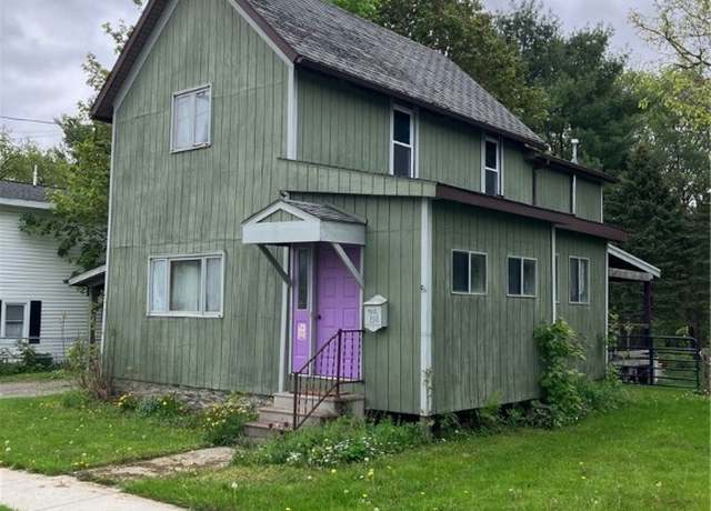 Property at 154 Liberty St, Warsaw, NY 14569, 2 beds, 1.5 baths
