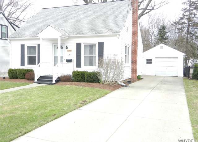 Property at 81 George St, Hamburg, NY 14075, 3 beds, 1.5 baths