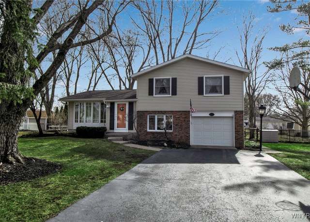 Property at 5295 Powers Rd, Orchard Park, NY 14127, 3 beds, 2 baths