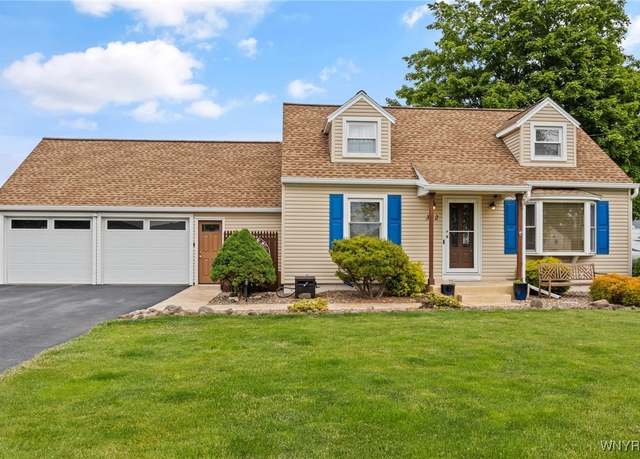 Property at 352 North Ave, Parma, NY 14468, 3 beds, 2 baths