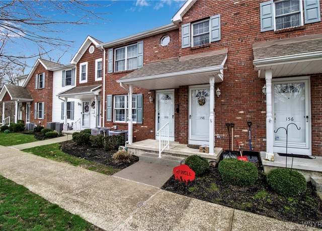 Property at 160 Olde Stone Ln, Lancaster, NY 14086, 3 beds, 3 baths
