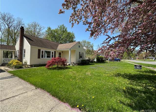 Property at 550 North Ave, North Tonawanda, NY 14120, 3 beds, 1 bath