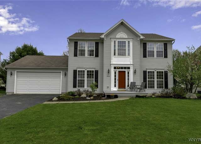 Property at 2233 Fox Chase Rd, Hamburg, NY 14085, 4 beds, 2.5 baths