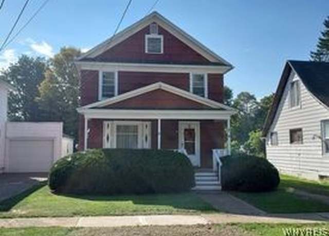 Property at 30 Howard St, Franklinville, NY 14737, 3 beds, 1 bath