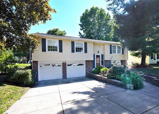 Property at 183 Paul Dr, Amherst, NY 14228, 3 beds, 1.5 baths