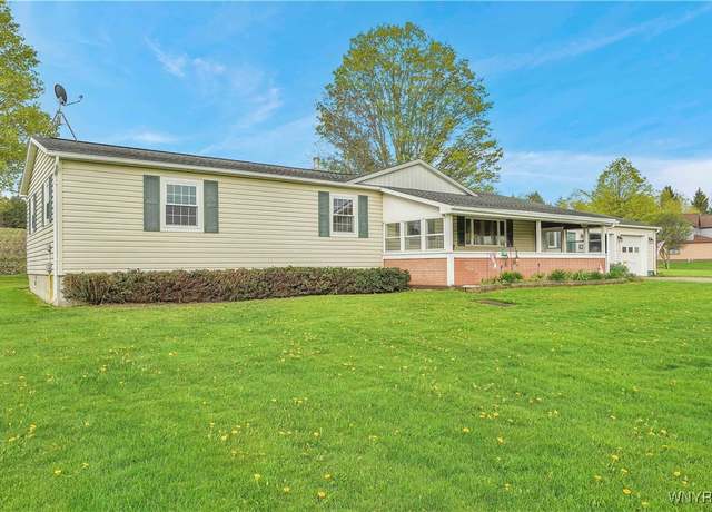 Property at 9862 Route 219, Ashford, NY 14171, 3 beds, 1 bath