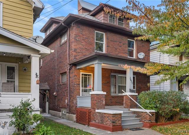 Property at 2452 Niagara Ave, Niagara Falls, NY 14305, 3 beds, 1.5 baths