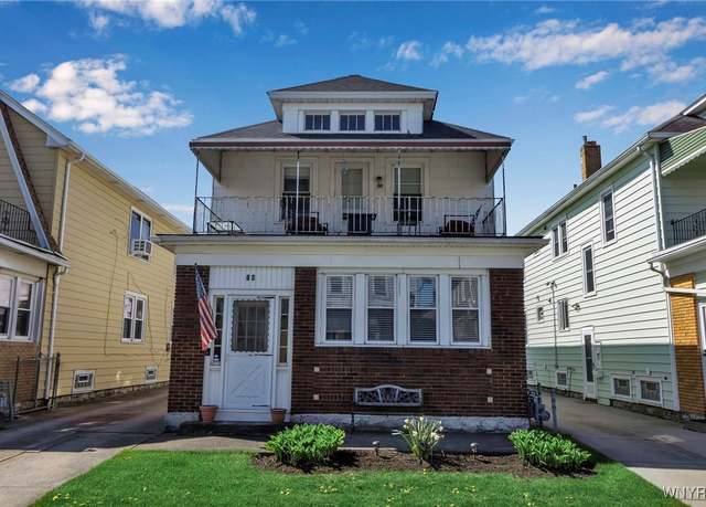 Property at 14 Stratford Rd, Buffalo, NY 14216, 6 beds, 2 baths