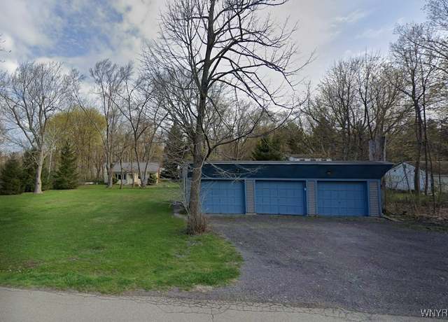 Property at 718 Beach Ave, Evans, NY 14006, 3 beds, 2 baths